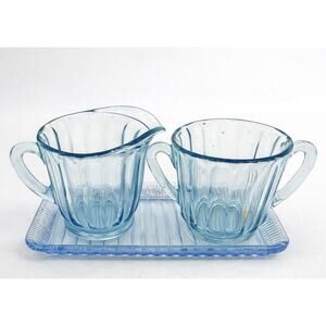 New Martinsville Light Blue Janice Creamer And Sugar Set With Tray